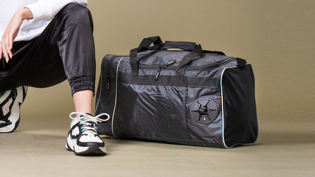 HOLDALLS & SPORTS BAGS