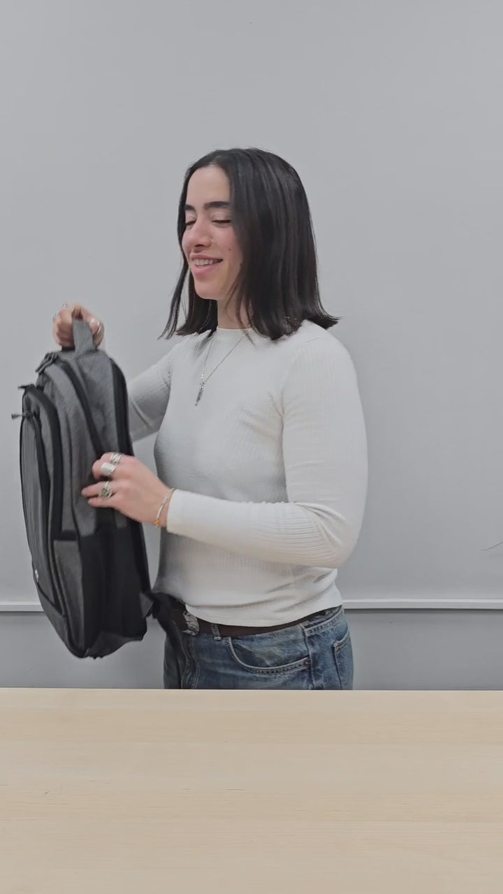 תיק עם טעינה לטלפון נייד | תיק למחשב